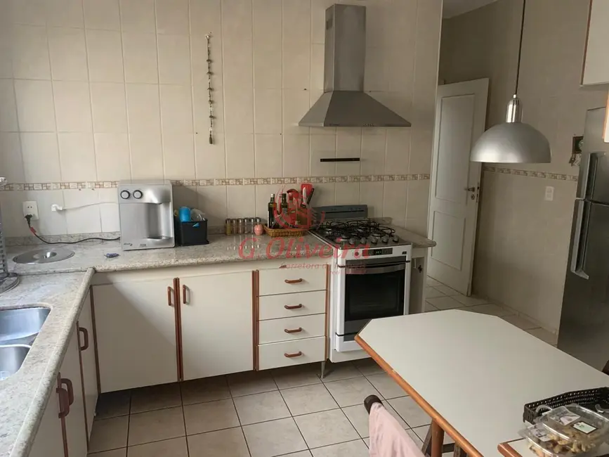 Foto 1 de Sobrado com 3 quartos à venda, 230m2 em Jardim Santa Teresa, Jundiai - SP