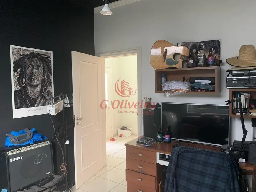 Foto 3 de Sobrado com 3 quartos à venda, 230m2 em Jardim Santa Teresa, Jundiai - SP