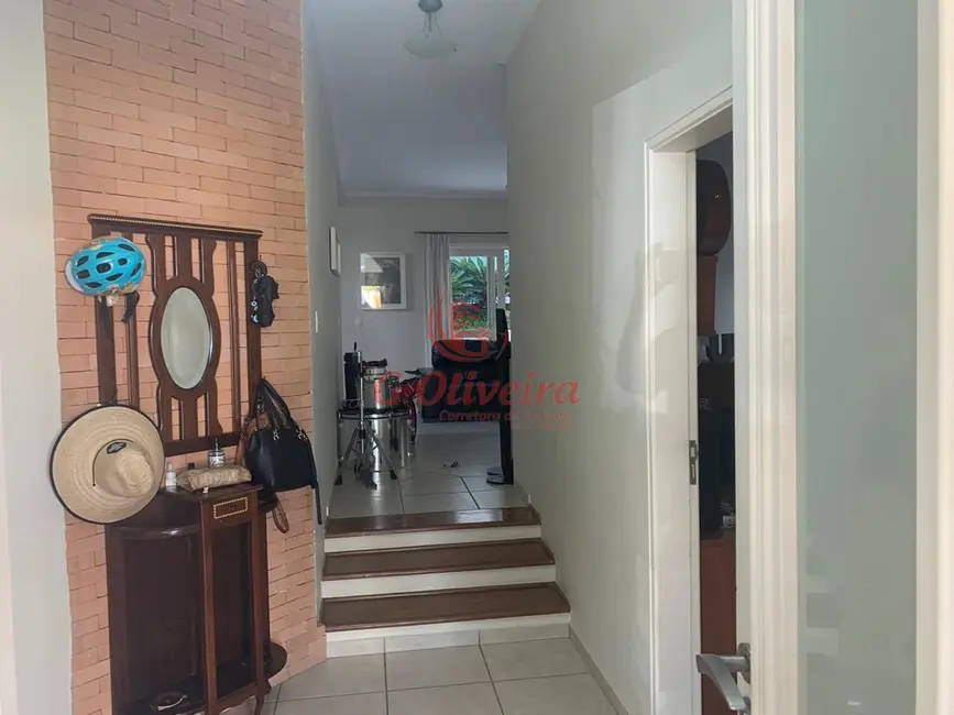 Foto 5 de Sobrado com 3 quartos à venda, 230m2 em Jardim Santa Teresa, Jundiai - SP