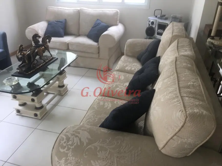 Sobrado com 3 quartos à venda, 236m2 em Jardim Santa Teresa, Jundiai - SP - imagem 5 Foto 5 de Sobrado com 3 quartos à venda, 236m2 em Jardim Santa Teresa, Jundiai - SP