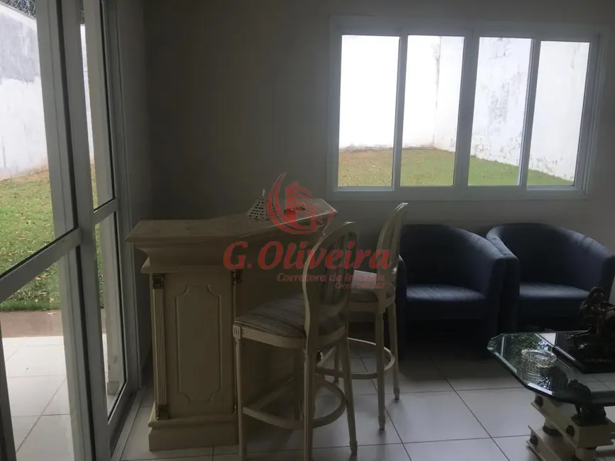 Sobrado com 3 quartos à venda, 236m2 em Jardim Santa Teresa, Jundiai - SP - imagem 3 Foto 3 de Sobrado com 3 quartos à venda, 236m2 em Jardim Santa Teresa, Jundiai - SP