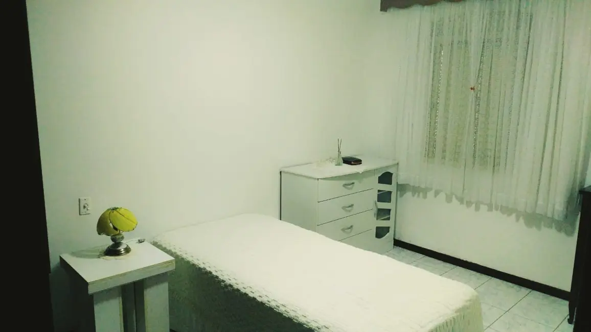 Chácara com 6 quartos à venda, 500m2 em Jardim Celeste, Jundiai - SP - imagem 5 Foto 5 de Chácara com 6 quartos à venda, 500m2 em Jardim Celeste, Jundiai - SP
