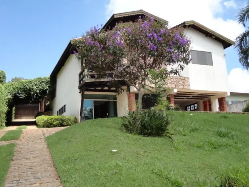 Chácara com 5 quartos à venda, 740m2 em Louveira - SP - imagem 3 Foto 3 de Chácara com 5 quartos à venda, 740m2 em Louveira - SP