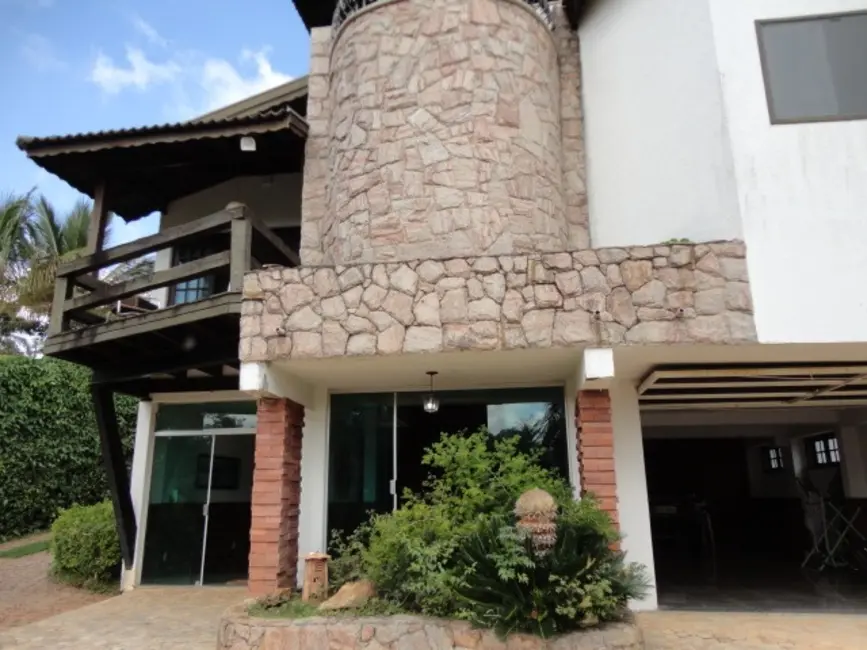 Chácara com 5 quartos à venda, 740m2 em Louveira - SP - imagem 4 Foto 4 de Chácara com 5 quartos à venda, 740m2 em Louveira - SP