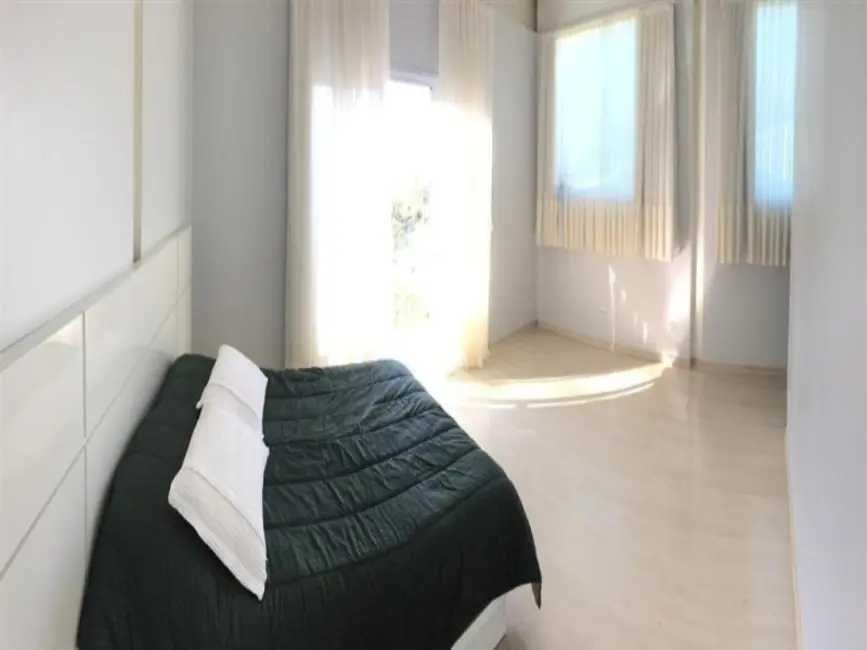 Foto 3 de Sobrado com 5 quartos à venda, 500m2 em Cajamar - SP