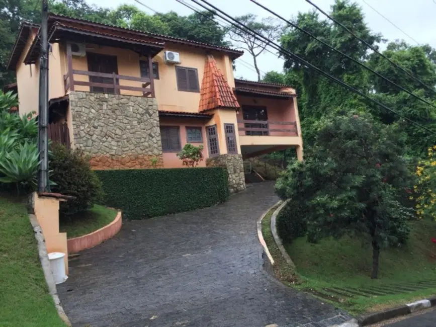 Foto 1 de Sobrado com 3 quartos à venda, 390m2 em Vila Embaré, Valinhos - SP