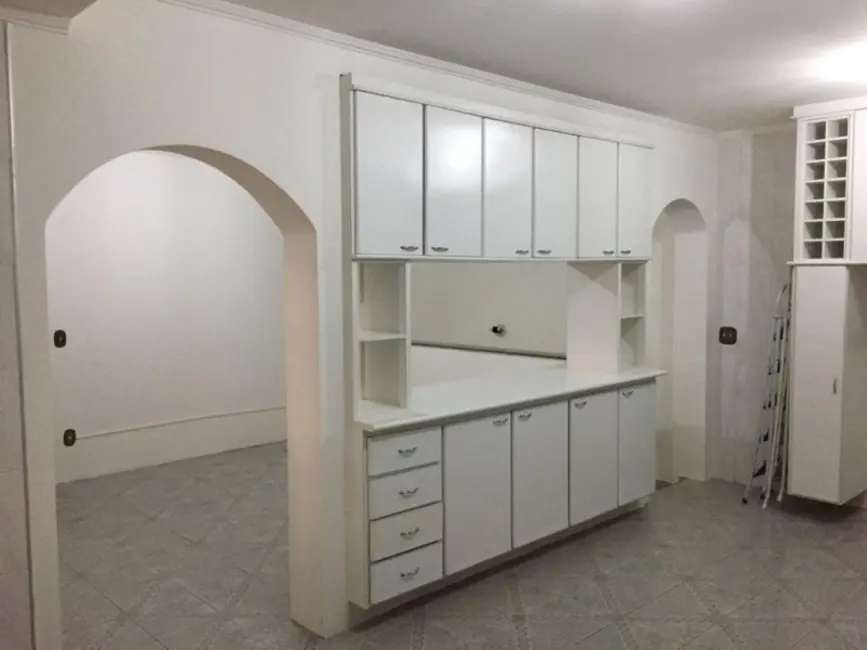 Sobrado com 3 quartos à venda, 390m2 em Vila Embaré, Valinhos - SP - imagem 7 Foto 7 de Sobrado com 3 quartos à venda, 390m2 em Vila Embaré, Valinhos - SP