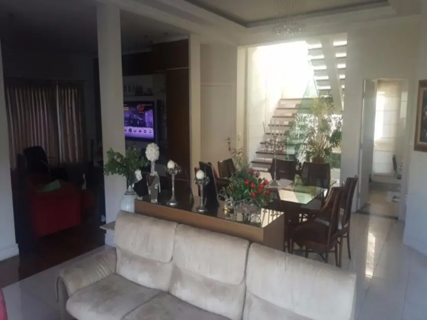 Foto 6 de Sobrado com 4 quartos à venda, 400m2 em Jardim das Samambaias, Jundiai - SP