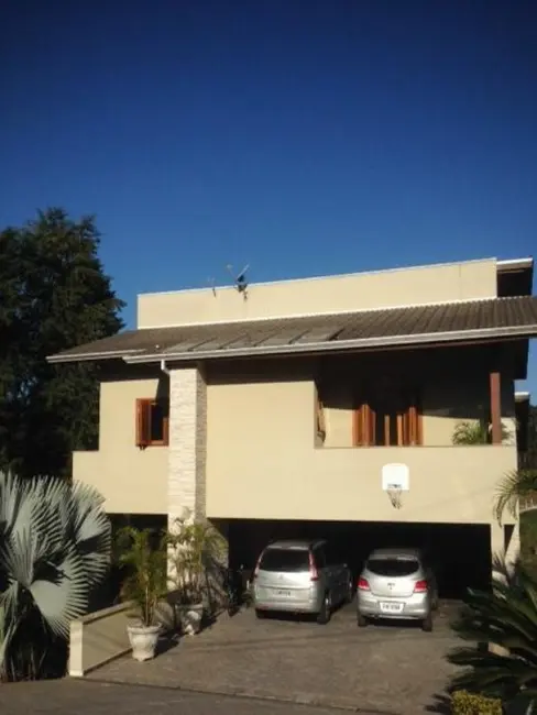 Foto 2 de Sobrado com 6 quartos à venda e para alugar, 470m2 em Cajamar - SP