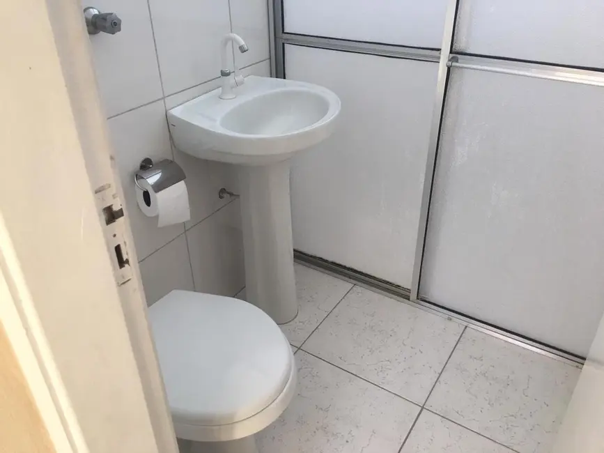 Foto 4 de Apartamento com 2 quartos para alugar, 50m2 em Vila Agrícola, Jundiai - SP