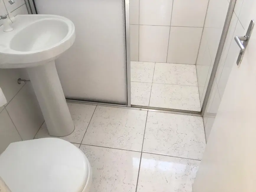 Foto 6 de Apartamento com 2 quartos para alugar, 50m2 em Vila Agrícola, Jundiai - SP