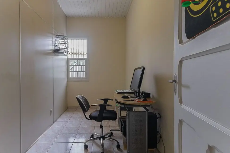 Casa com 4 quartos à venda, 233m2 em Penha de França, São Paulo - SP - imagem 8 Foto 8 de Casa com 4 quartos à venda, 233m2 em Penha de França, São Paulo - SP