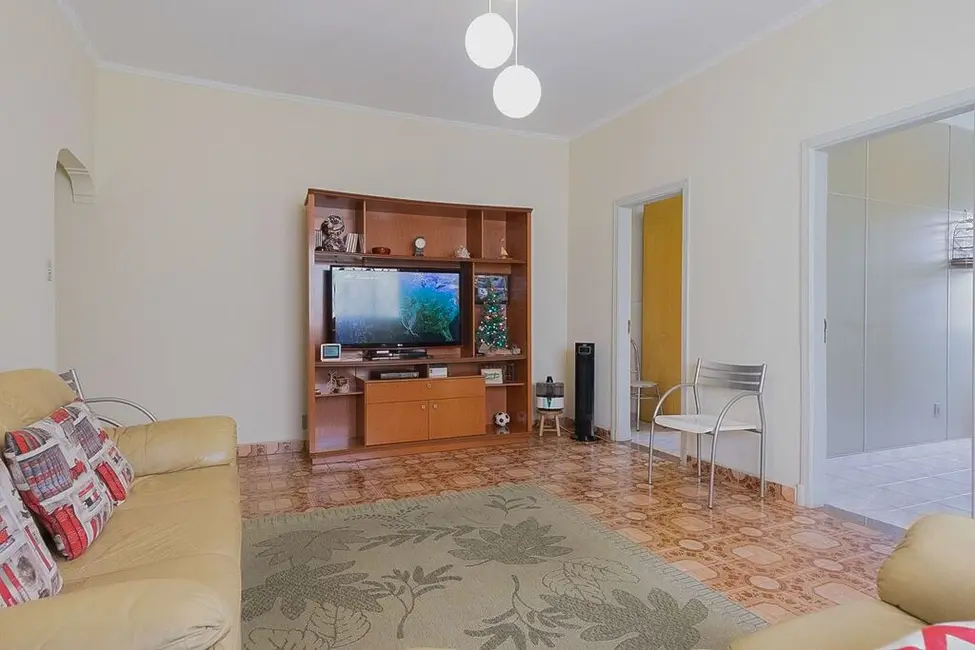 Casa com 4 quartos à venda, 233m2 em Penha de França, São Paulo - SP - imagem 3 Foto 3 de Casa com 4 quartos à venda, 233m2 em Penha de França, São Paulo - SP