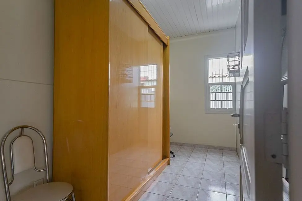 Casa com 4 quartos à venda, 233m2 em Penha de França, São Paulo - SP - imagem 6 Foto 6 de Casa com 4 quartos à venda, 233m2 em Penha de França, São Paulo - SP