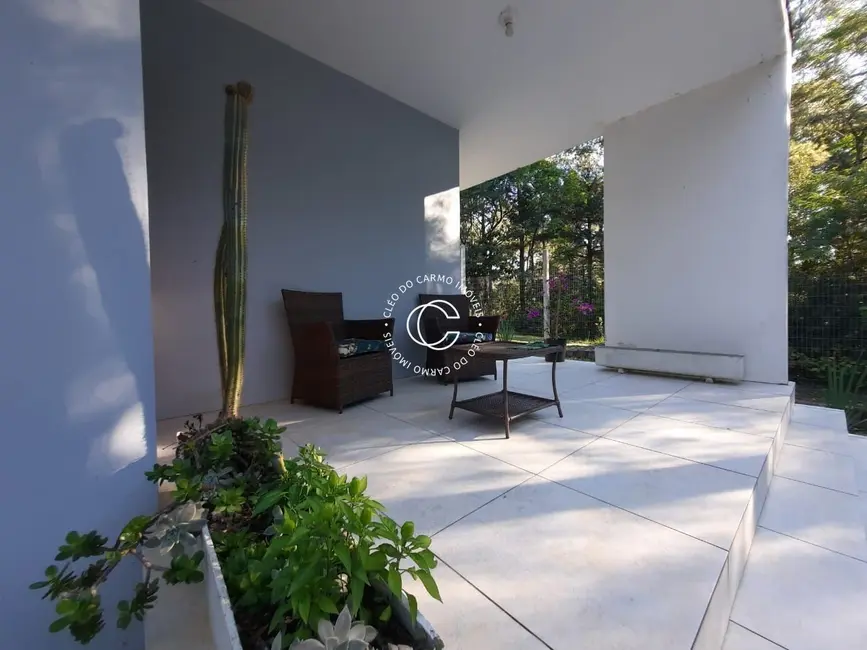 Casa com 2 quartos à venda, 150m2 em Itaara - RS - imagem 2 Foto 2 de Casa com 2 quartos à venda, 150m2 em Itaara - RS