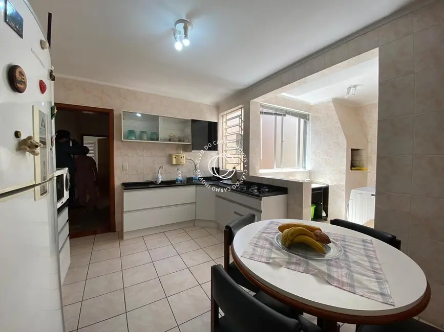 Foto 8 de Apartamento com 3 quartos à venda, 140m2 em Menino Jesus, Santa Maria - RS