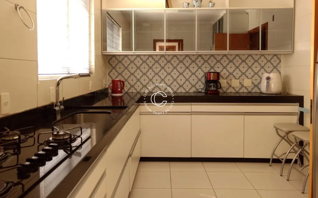 Foto 7 de Apartamento com 3 quartos à venda, 152m2 em Nossa Senhora de Fátima, Santa Maria - RS