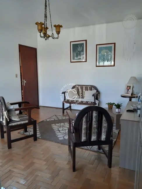 Foto 2 de Casa com 3 quartos à venda, 500m2 em Menino Jesus, Santa Maria - RS