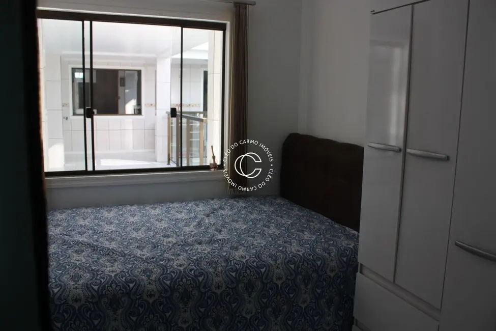 Casa com 7 quartos à venda, 720m2 em Pinheiro Machado, Santa Maria - RS - imagem 9 Foto 9 de Casa com 7 quartos à venda, 720m2 em Pinheiro Machado, Santa Maria - RS