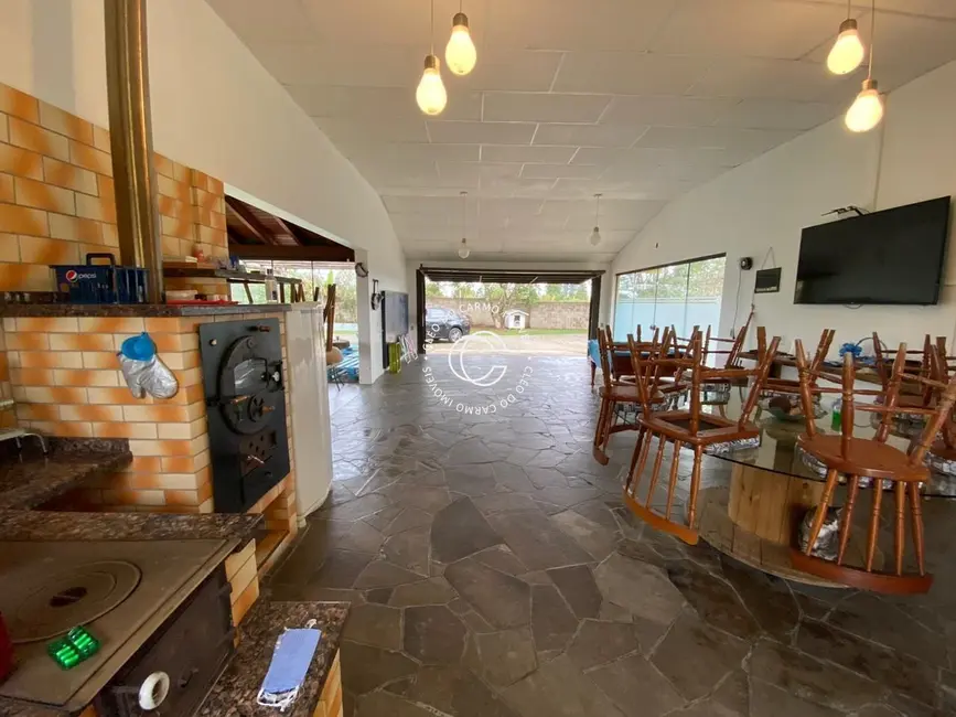 Casa com 4 quartos à venda, 300m2 em Pinheiro Machado, Santa Maria - RS - imagem 8 Foto 8 de Casa com 4 quartos à venda, 300m2 em Pinheiro Machado, Santa Maria - RS