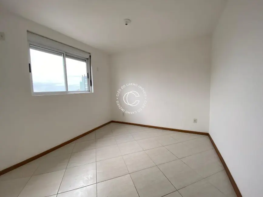 Foto 5 de Apartamento com 1 quarto à venda, 35m2 em Centro, Santa Maria - RS