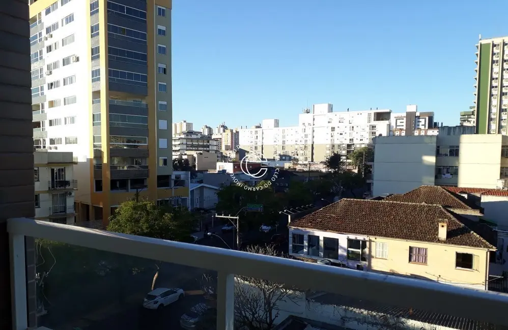 Foto 2 de Apartamento com 3 quartos à venda, 108m2 em Patronato, Santa Maria - RS