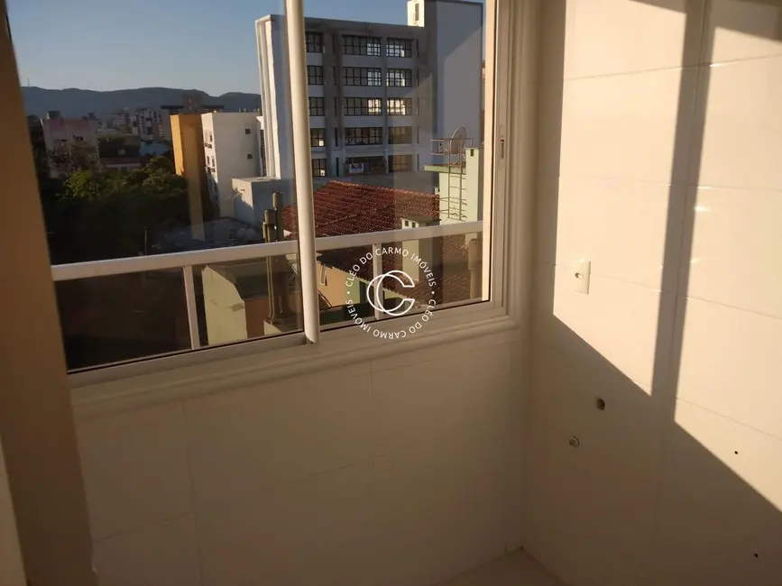 Foto 4 de Cobertura com 3 quartos à venda, 172m2 em Nossa Senhora de Fátima, Santa Maria - RS