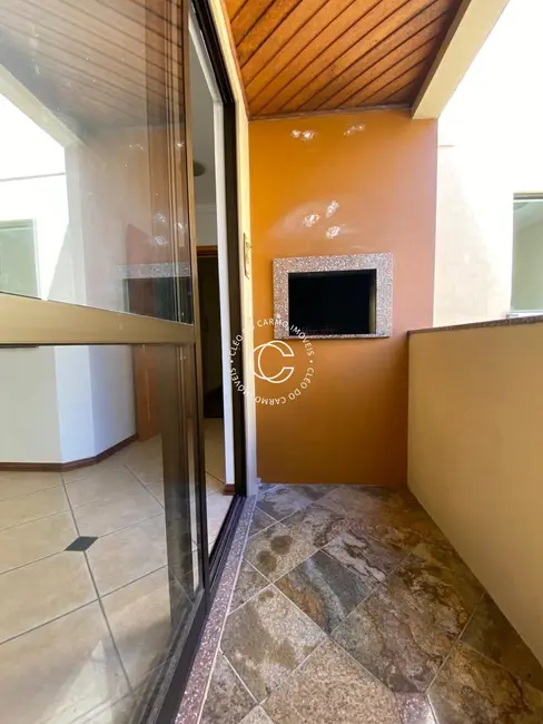 Foto 6 de Apartamento com 2 quartos à venda, 56m2 em Nossa Senhora de Fátima, Santa Maria - RS