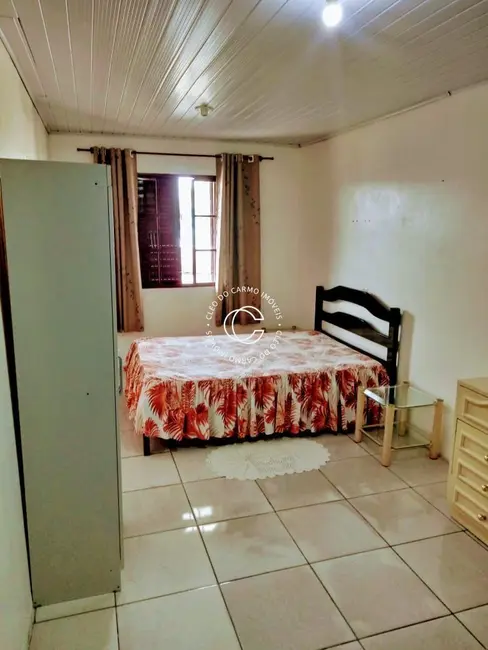 Casa com 5 quartos à venda, 148m2 em Tancredo Neves, Santa Maria - RS - imagem 5 Foto 5 de Casa com 5 quartos à venda, 148m2 em Tancredo Neves, Santa Maria - RS