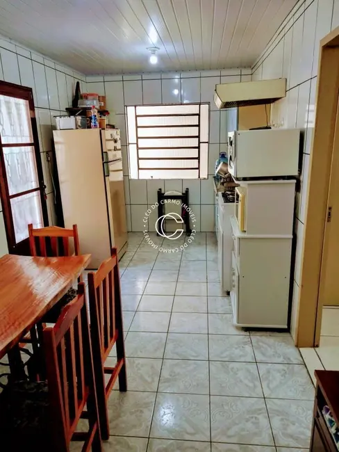 Casa com 5 quartos à venda, 148m2 em Tancredo Neves, Santa Maria - RS - imagem 7 Foto 7 de Casa com 5 quartos à venda, 148m2 em Tancredo Neves, Santa Maria - RS