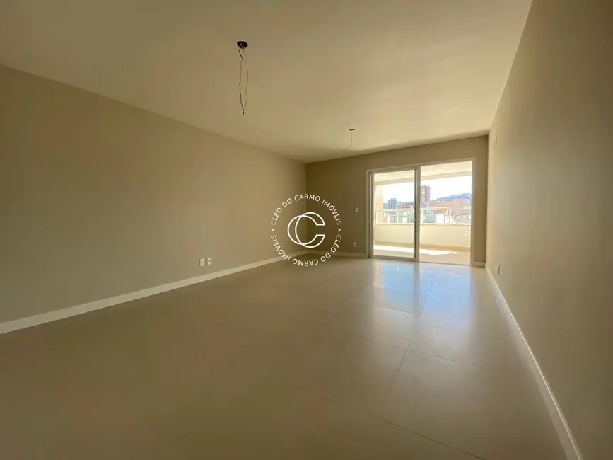 Foto 4 de Apartamento com 3 quartos à venda, 122m2 em Centro, Santa Maria - RS