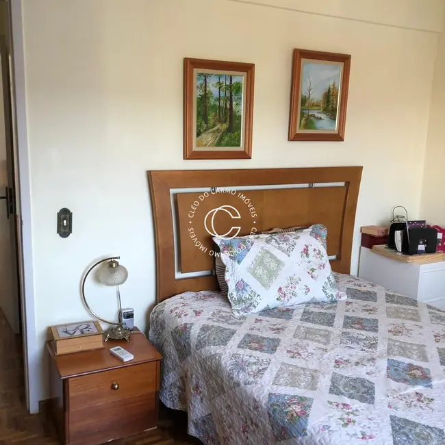 Apartamento com 4 quartos à venda, 88m2 em Centro, Santa Maria - RS - imagem 9 Foto 9 de Apartamento com 4 quartos à venda, 88m2 em Centro, Santa Maria - RS