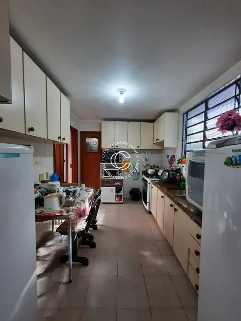 Casa com 5 quartos à venda, 291m2 em Nossa Senhora Medianeira, Santa Maria - RS - imagem 7 Foto 7 de Casa com 5 quartos à venda, 291m2 em Nossa Senhora Medianeira, Santa Maria - RS