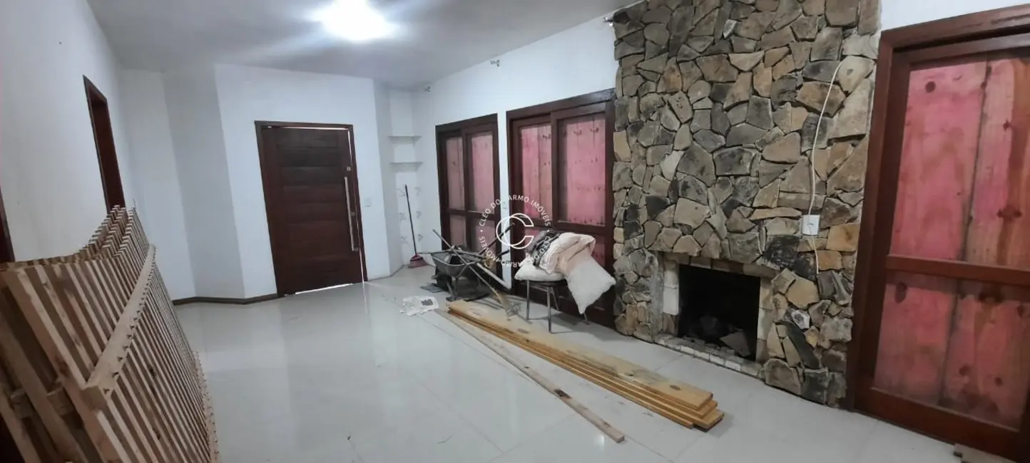 Casa com 3 quartos à venda, 100m2 em Itaara - RS - imagem 7 Foto 7 de Casa com 3 quartos à venda, 100m2 em Itaara - RS