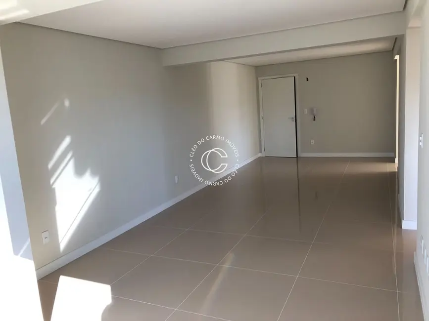 Foto 2 de Apartamento com 2 quartos à venda, 80m2 em Centro, Santa Maria - RS