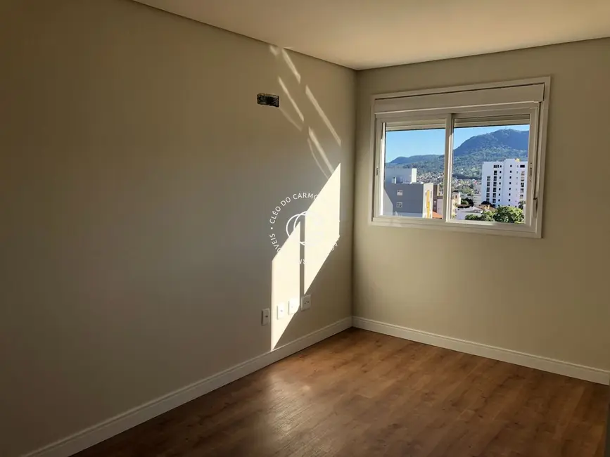 Foto 5 de Apartamento com 2 quartos à venda, 80m2 em Centro, Santa Maria - RS