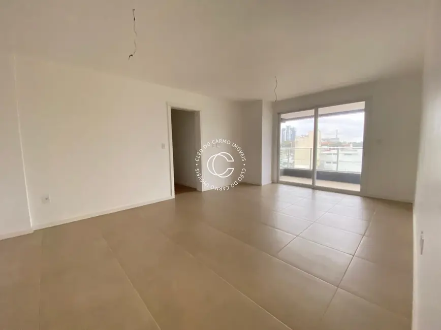 Foto 4 de Apartamento com 2 quartos à venda, 116m2 em Km 3, Santa Maria - RS