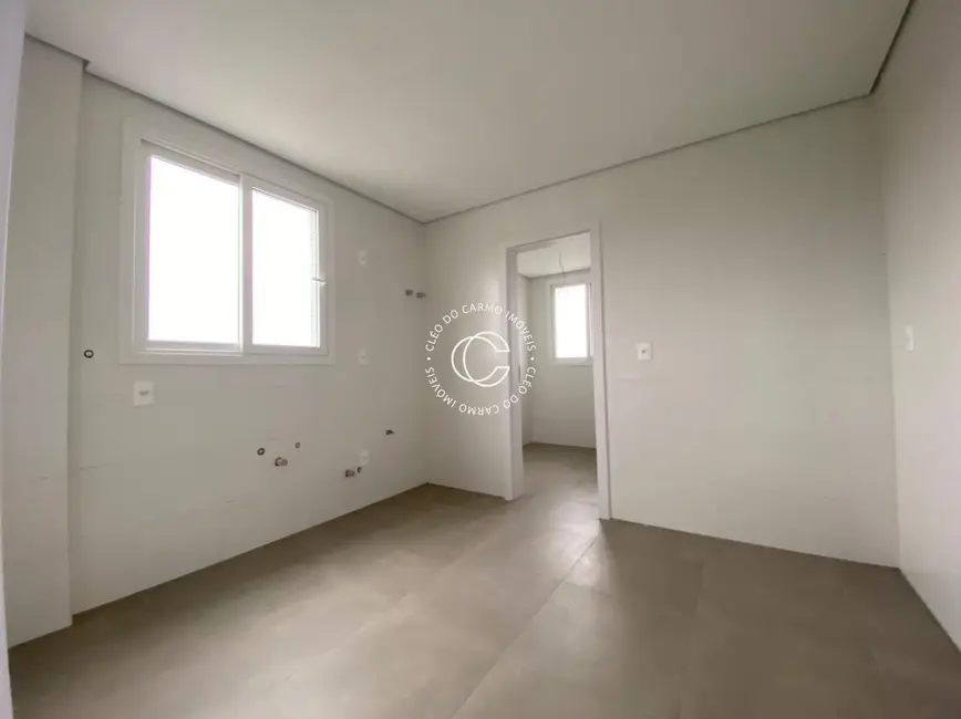 Foto 6 de Apartamento com 3 quartos à venda, 136m2 em Nossa Senhora das Dores, Santa Maria - RS