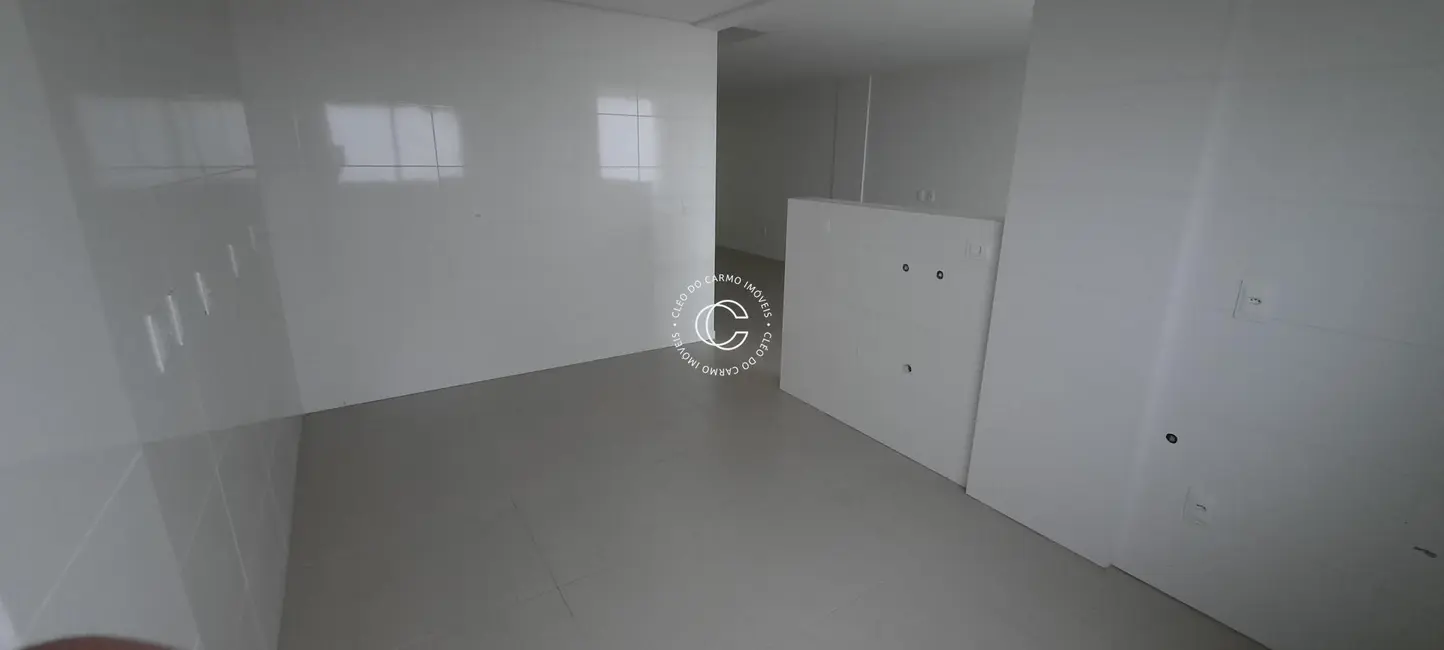 Foto 4 de Cobertura com 3 quartos à venda, 191m2 em Centro, Santa Maria - RS