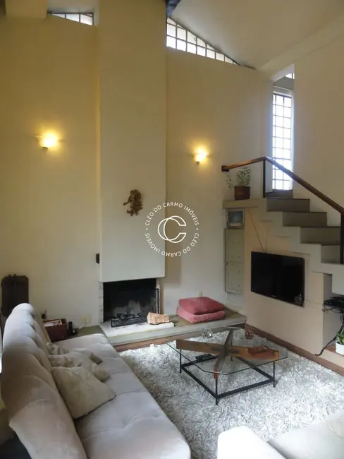 Casa com 4 quartos à venda, 231m2 em Centro, Santa Maria - RS - imagem 4 Foto 4 de Casa com 4 quartos à venda, 231m2 em Centro, Santa Maria - RS