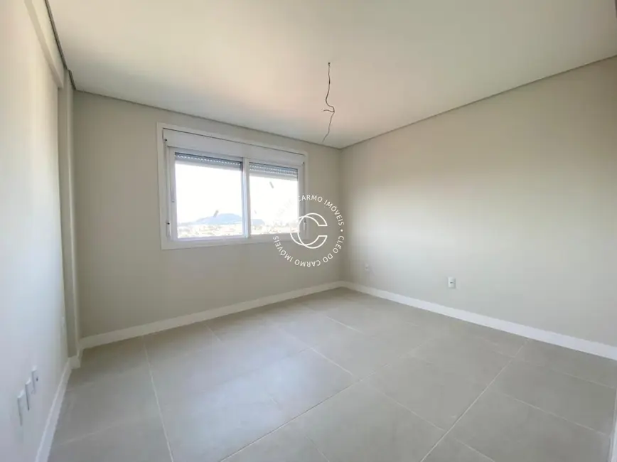 Foto 6 de Apartamento com 3 quartos à venda, 109m2 em Patronato, Santa Maria - RS