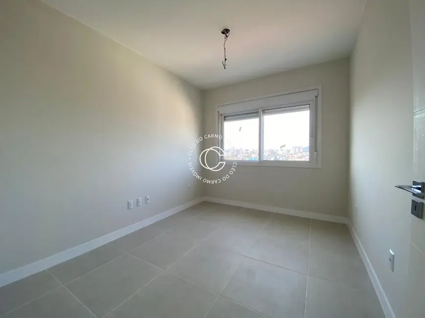 Foto 9 de Apartamento com 3 quartos à venda, 109m2 em Patronato, Santa Maria - RS