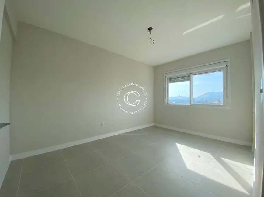 Foto 7 de Apartamento com 2 quartos à venda, 75m2 em Patronato, Santa Maria - RS