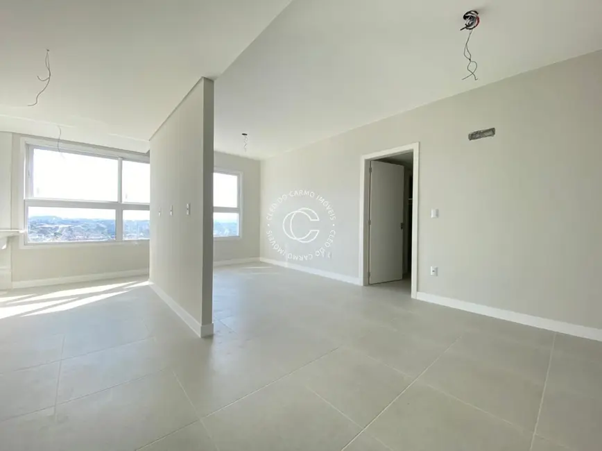 Foto 3 de Apartamento com 2 quartos à venda, 75m2 em Patronato, Santa Maria - RS