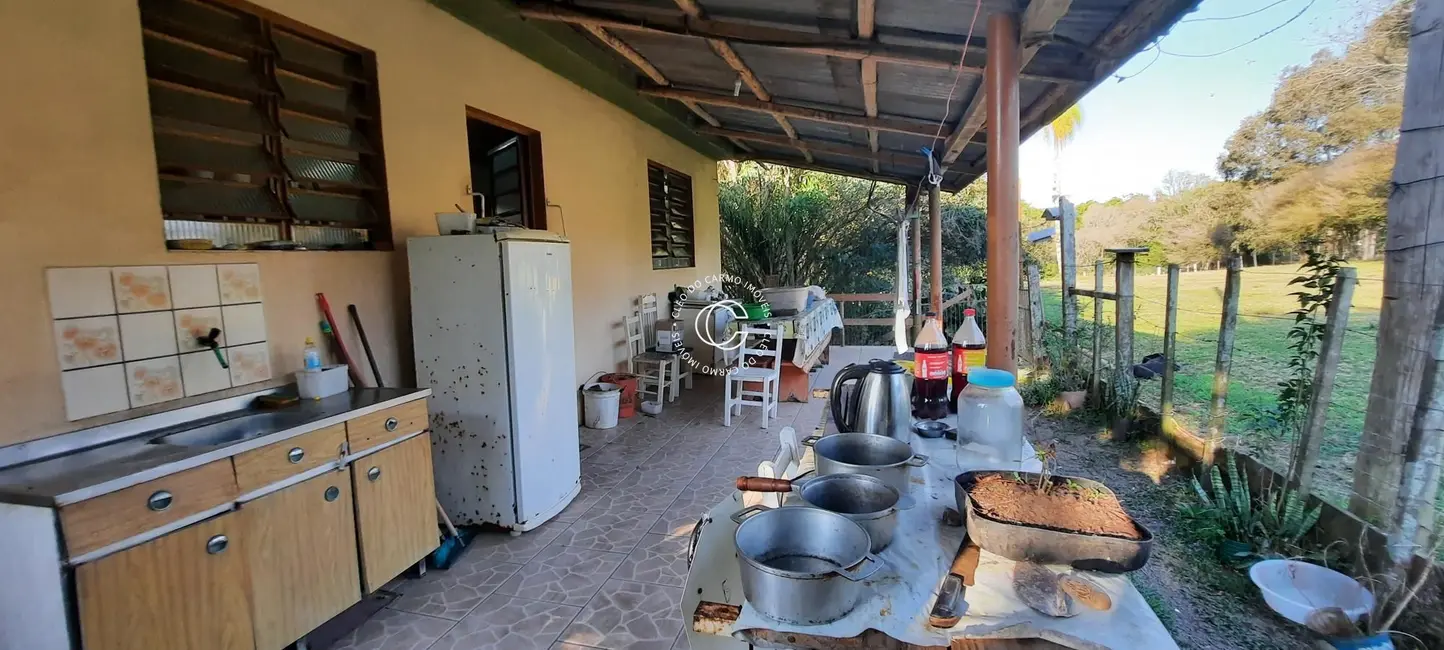 Chácara com 3 quartos à venda, 17200m2 em Itaara - RS - imagem 3 Foto 3 de Chácara com 3 quartos à venda, 17200m2 em Itaara - RS