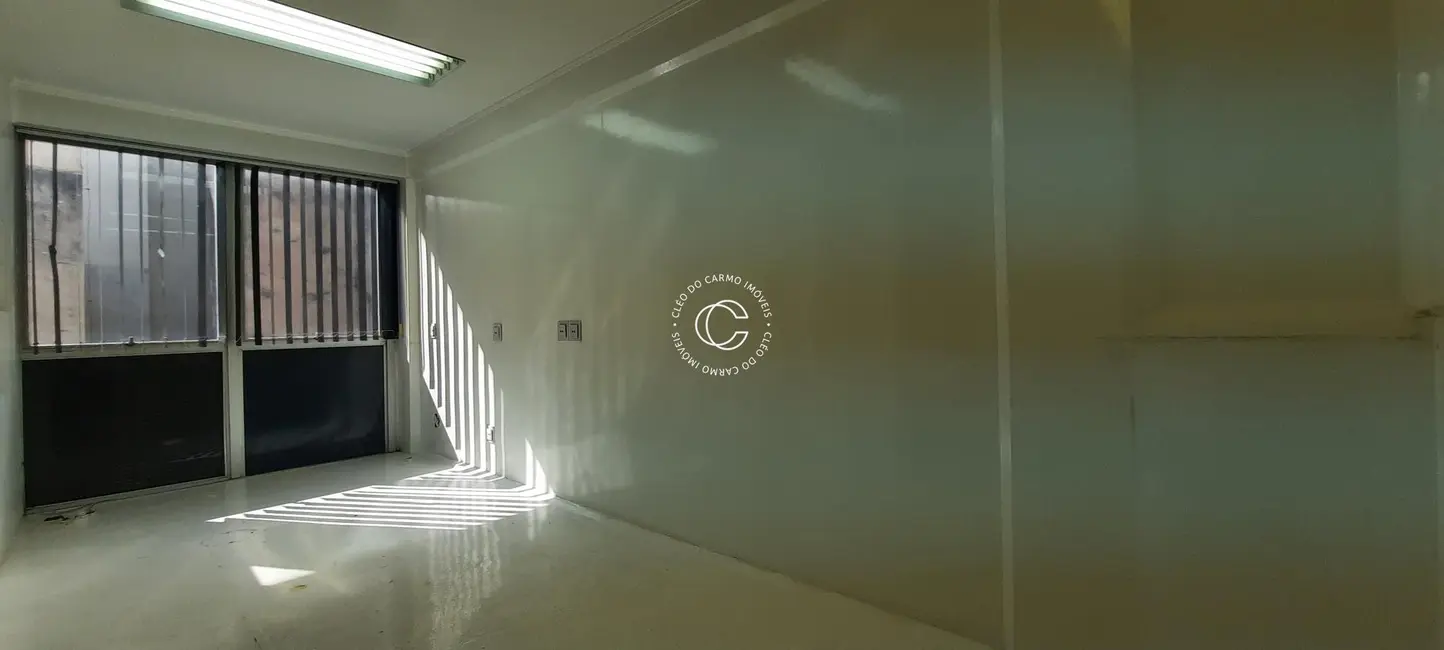 Sala Comercial com 4 quartos à venda, 140m2 em Centro, Santa Maria - RS - imagem 4 Foto 4 de Sala Comercial com 4 quartos à venda, 140m2 em Centro, Santa Maria - RS