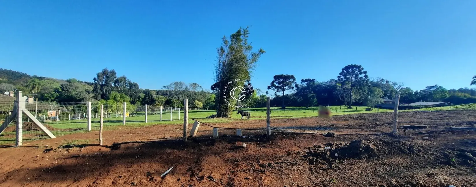 Foto 1 de Terreno / Lote à venda, 2500m2 em Centro, Itaara - RS