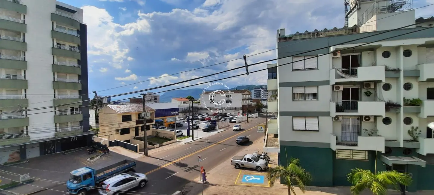 Foto 5 de Apartamento com 3 quartos à venda, 108m2 em Nossa Senhora das Dores, Santa Maria - RS