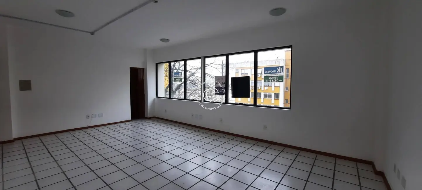 Sala Comercial com 1 quarto à venda, 37m2 em Centro, Santa Maria - RS - imagem 4 Foto 4 de Sala Comercial com 1 quarto à venda, 37m2 em Centro, Santa Maria - RS