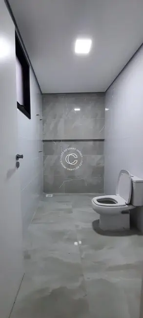 Casa com 3 quartos à venda, 229m2 em São José, Santa Maria - RS - imagem 6 Foto 6 de Casa com 3 quartos à venda, 229m2 em São José, Santa Maria - RS